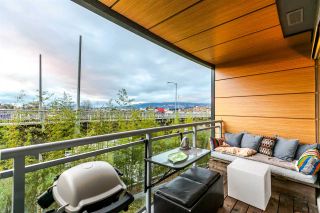Photo 5: 502 1565 W 6TH Avenue in Vancouver: False Creek Condo for sale in "6TH & FIR" (Vancouver West)  : MLS®# R2157219