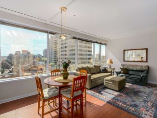 Photo 4: 504 1177 HORNBY Street in Vancouver: Downtown VW Condo for sale in "LONDON PLACE" (Vancouver West)  : MLS®# R2061636