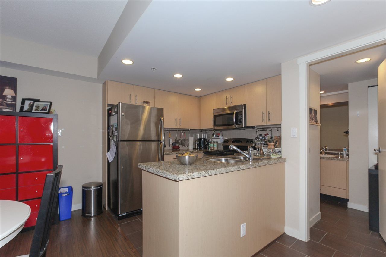 Photo 13: Photos: 411 200 KEARY Street in New Westminster: Sapperton Condo for sale in "ANVIL" : MLS®# R2227223
