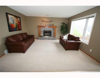 Photo 4:  in CALGARY: Arbour Lake Residential Detached Single Family for sale (Calgary)  : MLS®# C3266410
