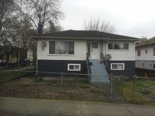 Main Photo: 609 E 17TH Avenue in Vancouver: Fraser VE House for sale (Vancouver East)  : MLS®# R2031993