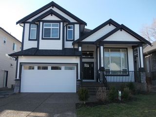Main Photo: 2541 RAILCAR Crescent in Abbotsford: Aberdeen House for sale : MLS®# R2753823