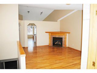 Photo 2: 110 RIVERSIDE Crescent NW: High River Residential Attached for sale : MLS®# C3586695