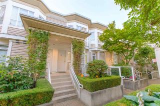Photo 3: 236 2565 W BROADWAY Street in Vancouver: Kitsilano Townhouse for sale in "Trafalgar Mews" (Vancouver West)  : MLS®# R2581558
