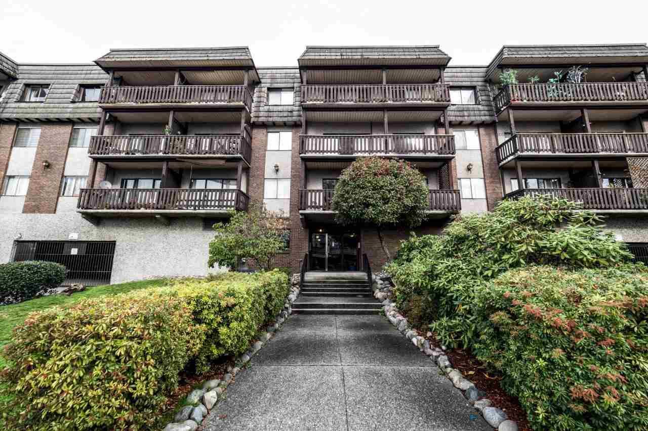 Main Photo: 115 170 E 3RD Street in North Vancouver: Lower Lonsdale Condo for sale in "Bristol Court" : MLS®# R2012407