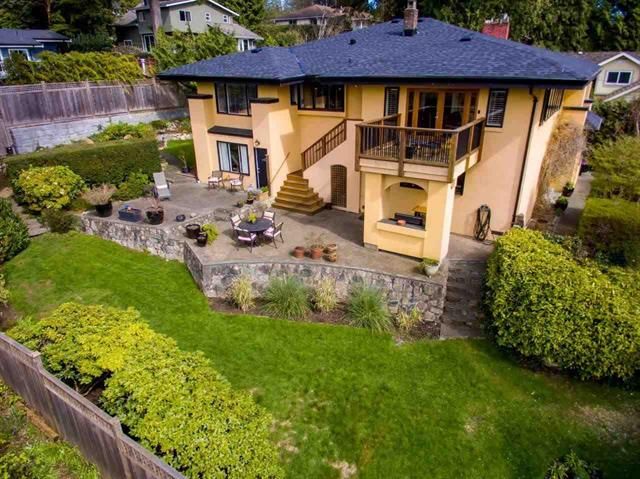 Main Photo: 310 E ST. JAMES ROAD in North Vancouver: Upper Lonsdale House for sale : MLS®# R2050867