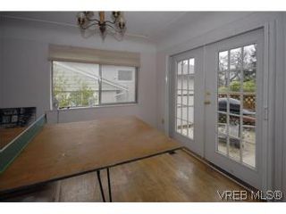 Photo 9: 2676 Capital Hts in VICTORIA: Vi Oaklands House for sale (Victoria)  : MLS®# 525596