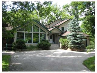 Photo 1: 60 RIVER Road in WINNIPEG: St Vital Residential for sale (South East Winnipeg)  : MLS®# 2920102