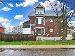 Photo 2: 191 Humberside Avenue in Toronto: High Park North House (2 1/2 Storey) for sale (Toronto W02)  : MLS®# W8251198