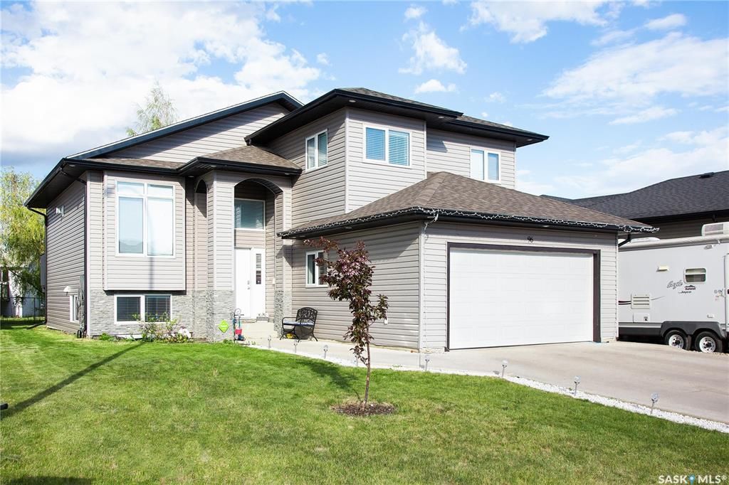 Main Photo: 96 Jack Matheson Crescent in Prince Albert: SouthWood Residential for sale : MLS®# SK899643