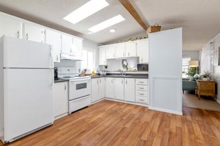 Photo 11: 76 145 KING EDWARD Street in Coquitlam: Maillardville Manufactured Home for sale in "MILL CREEK VILLAGE" : MLS®# R2574767