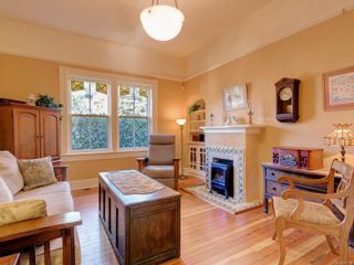 Photo 3: 403 Simcoe St in Victoria: Vi James Bay House for sale : MLS®# 887183
