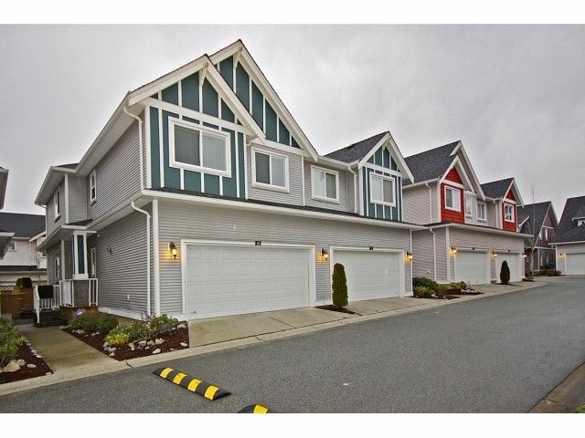 Main Photo: # 16 19977 71ST AV in Langley: Willoughby Heights Townhouse for sale in "Sandhill Village" : MLS®# F1301226