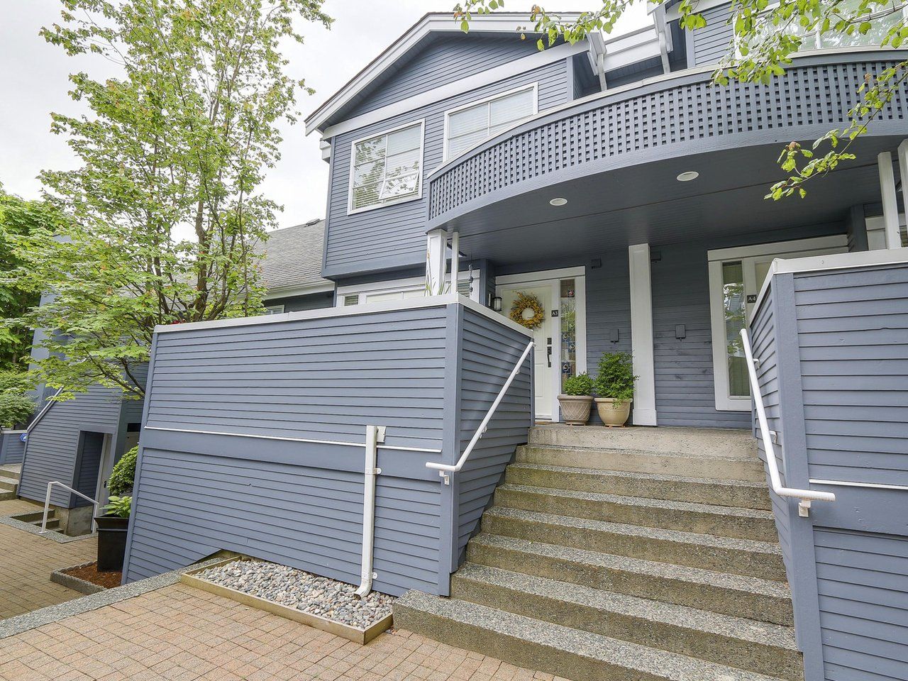 Main Photo: A3 240 W 16th Street in North Vancouver: Central Lonsdale Townhouse  : MLS®# R2178079