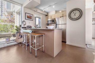 Photo 2: 255 35 KEEFER Place in Vancouver: Downtown VW Townhouse for sale in "The Taylor" (Vancouver West)  : MLS®# R2572917