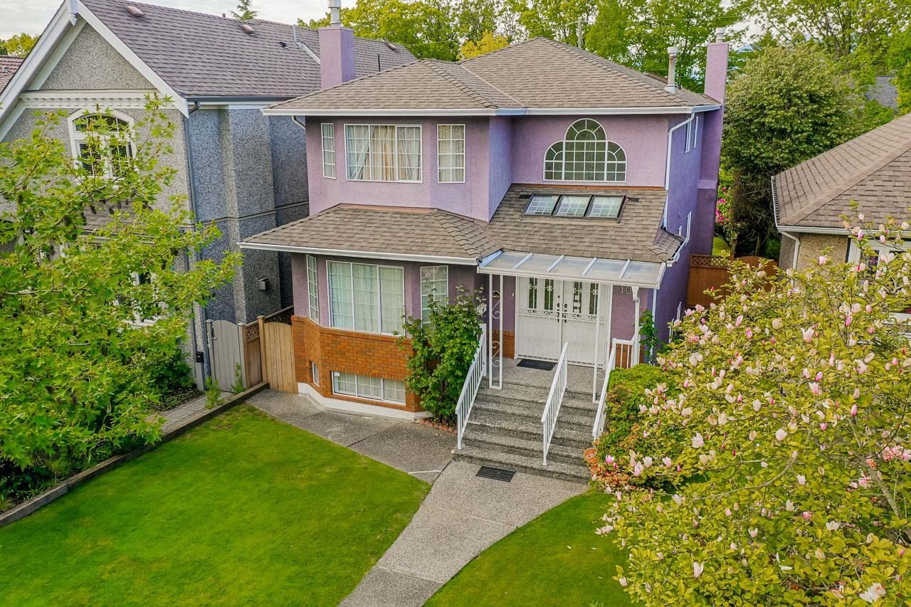 Main Photo: 107 W 23RD Avenue in Vancouver: Cambie House for sale (Vancouver West)  : MLS®# R2695592