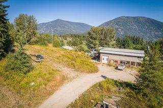 Photo 3: 2402 SILVER KING ROAD in Nelson: Retail for sale : MLS®# 2454204
