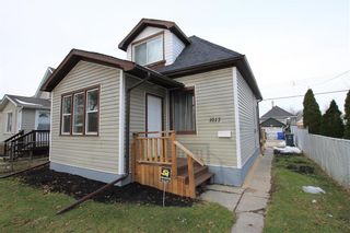 Photo 1: 1017 Magnus Avenue in Winnipeg: North End Residential for sale (4B)  : MLS®# 202330235