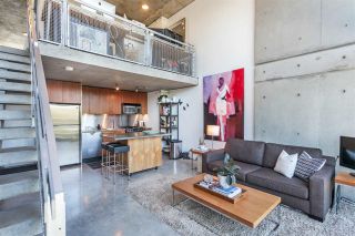 Photo 5: 512 1540 W 2ND Avenue in Vancouver: False Creek Condo for sale in "WATERFALL BUILDING BY ARTHER ERI" (Vancouver West)  : MLS®# R2186544