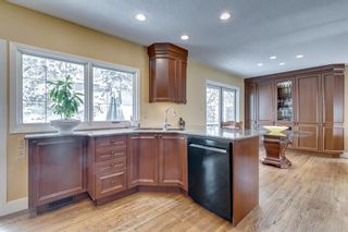 Photo 10: 2316 Juniper Road NW in Calgary: Hounsfield Heights/Briar Hill Detached for sale : MLS®# A2026388
