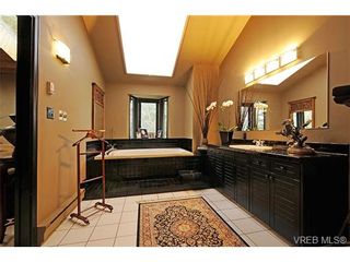 Photo 11: 4449 Sunnywood Place in VICTORIA: SE Broadmead Residential for sale (Saanich East)  : MLS®# 332321