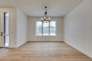 Photo 3: 4625 19 Avenue NW in Calgary: Montgomery Semi Detached (Half Duplex) for sale : MLS®# A1234136