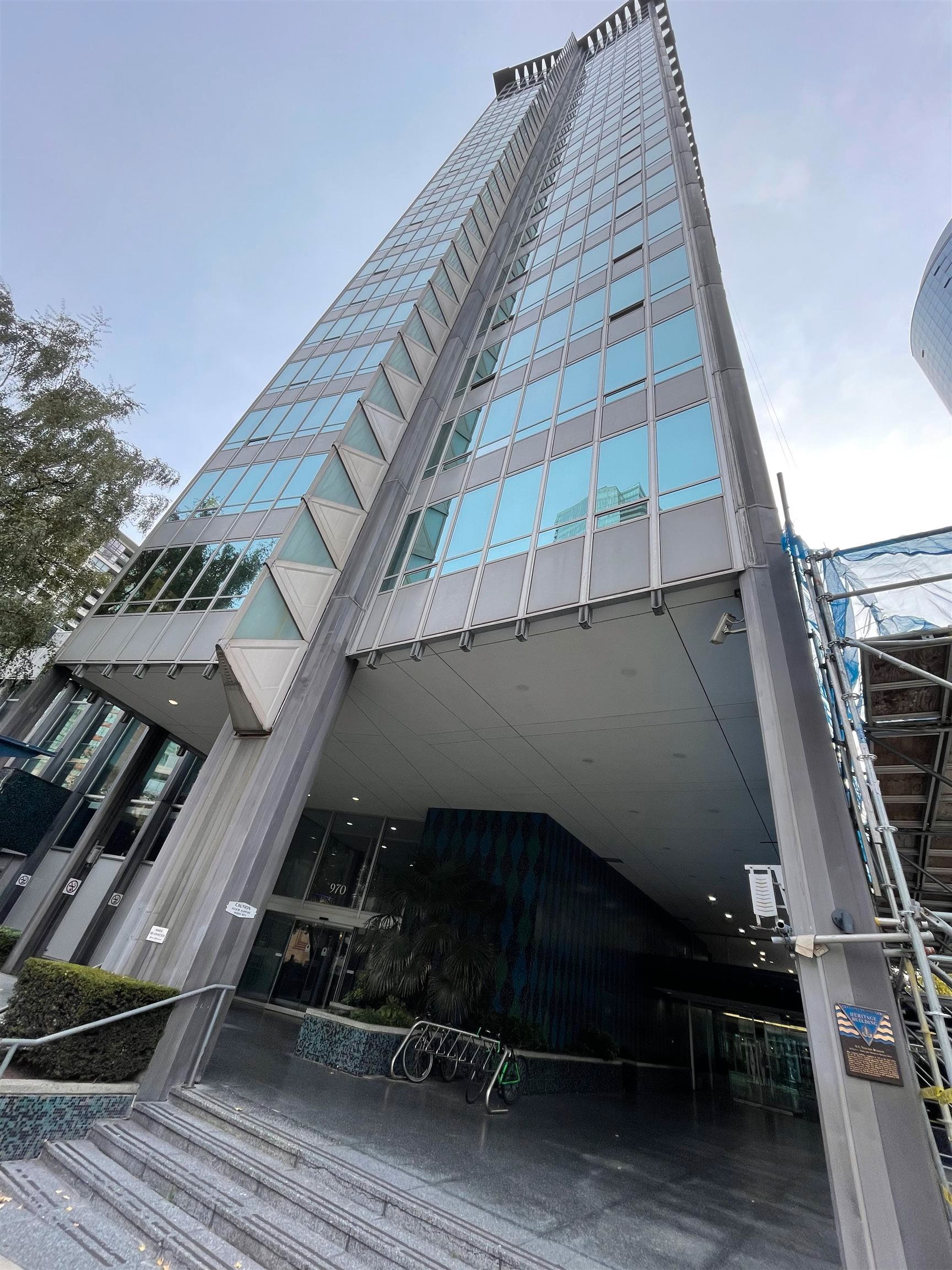 Main Photo: 212,213,214 970 BURRARD Street in Vancouver: Downtown VW Office for sale in "THE ELECTRA" (Vancouver West)  : MLS®# C8047424