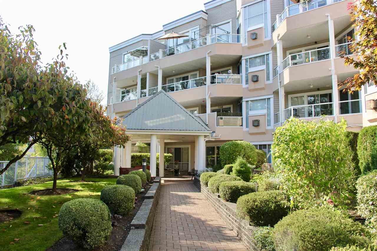 Main Photo: 318 11605 227 Street in Maple Ridge: East Central Condo for sale : MLS®# R2495059