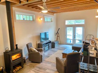 Photo 6: 1050 S RUSTAD Road in Squamish: Upper Squamish House for sale : MLS®# R2683716
