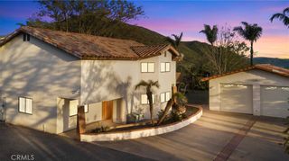 Photo 1: 712 Stewart Canyon Road in Fallbrook: Residential for sale (92028 - Fallbrook)  : MLS®# OC23027047