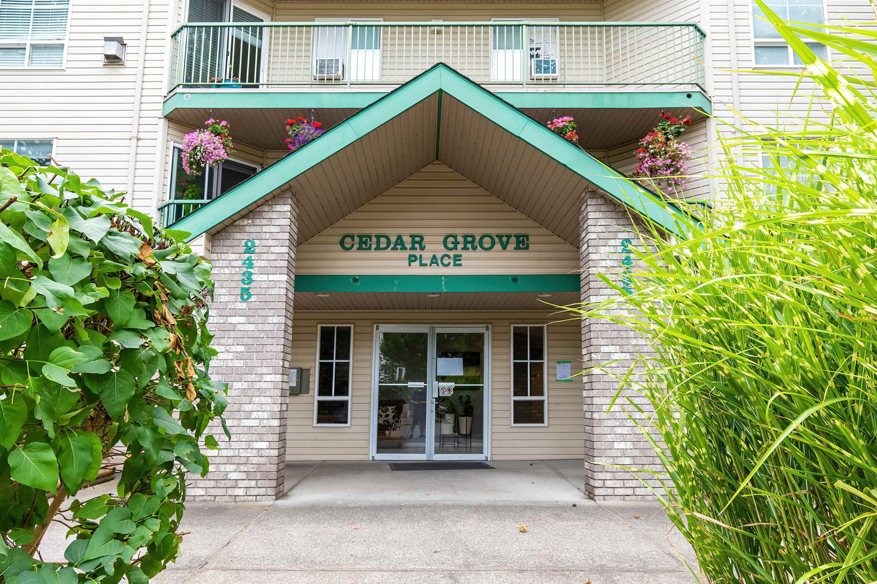 Main Photo: 408 2435 CENTER Street in Abbotsford: Abbotsford West Condo for sale in "Cedar Grove Place" : MLS®# R2717957