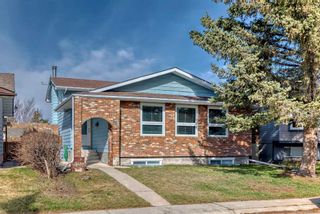 Main Photo: 1759 41 Street NE in Calgary: Rundle Detached for sale : MLS®# A2125831