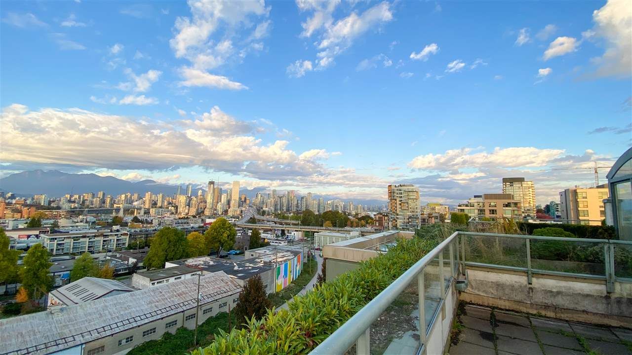 Main Photo: 1001 2288 PINE Street in Vancouver: Fairview VW Condo for sale in "THE FAIRVIEW" (Vancouver West)  : MLS®# R2513601