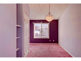 Photo 11: 15 WHITMIRE Villa(s) NE in Calgary: Whitehorn House for sale : MLS®# C4094528