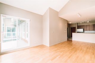 Photo 14: 509 14 E ROYAL Avenue in New Westminster: Fraserview NW Condo for sale in "Victoria Hill" : MLS®# R2472511