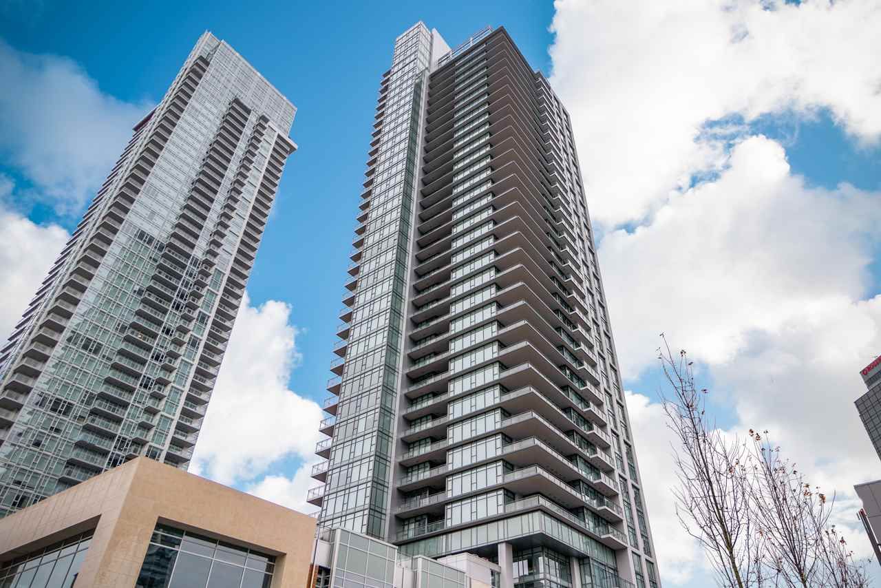 Main Photo: 1701 6098 STATION STREET in Burnaby: Metrotown Condo for sale (Burnaby South)  : MLS®# R2529773