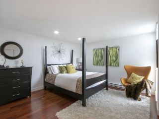 Photo 9: 2225 OAK Street in Vancouver: Fairview VW Townhouse for sale in "The 6th Estate" (Vancouver West)  : MLS®# R2256222