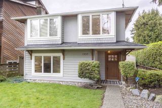 Photo 1: 1457 WILLIAM Avenue in North Vancouver: Boulevard House for sale : MLS®# R2164146
