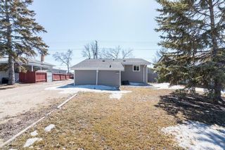 Main Photo: 163 Crestwood Crescent in Winnipeg: Windsor Park Residential for sale (2G)  : MLS®# 202407192