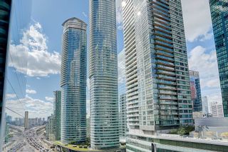 Photo 27: 1401 100 Harbour Street in Toronto: Waterfront Communities C1 Condo for sale (Toronto C01)  : MLS®# C5122469