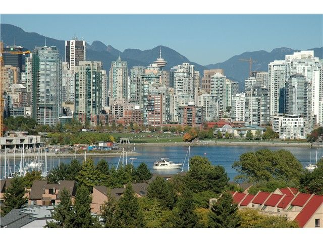 Main Photo: 1153 W 7TH Avenue in Vancouver: Fairview VW Condo for sale (Vancouver West)  : MLS®# V979388