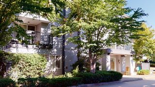 Photo 2: C304 40140 WILLOW Crescent in Squamish: Garibaldi Estates Condo for sale in "Diamondhead Place" : MLS®# R2717511