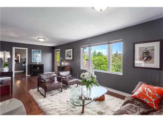 Photo 5: 4295 ST. GEORGE Street in Vancouver: Fraser VE House for sale in "FRASER" (Vancouver East)  : MLS®# V1121973