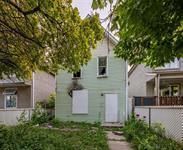 Main Photo: 484 Agnes Street in Winnipeg: West End Residential for sale (5A)  : MLS®# 202330482