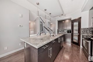 Photo 13: 16903 58 Street in Edmonton: Zone 03 House for sale : MLS®# E4381751