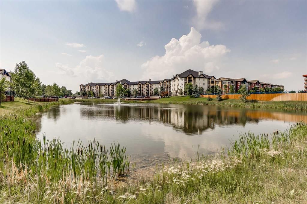Welcome to this TOP FLOOR Condo that overlooks the Pond.