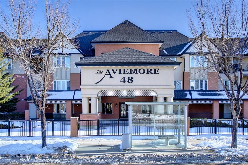 Main Photo: 2239 48 Inverness Gate SE in Calgary: McKenzie Towne Apartment for sale : MLS®# A2012501