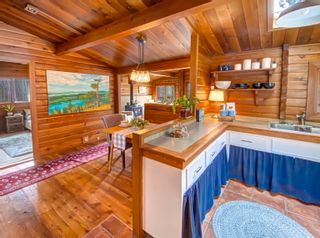Photo 21: 3733 PRIVATEERS Road: Pender Island House for sale in "Magic Lake Estates" (Islands-Van. & Gulf)  : MLS®# R2873083