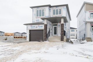 Photo 1: 72 Saddle Creek Cove in Winnipeg: House for sale : MLS®# 202402784