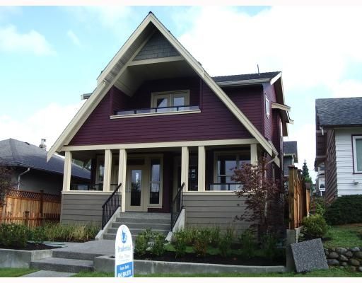 Main Photo: 648 W 15TH ST in North Vancouver: Hamilton Duplex for sale : MLS®# V750884